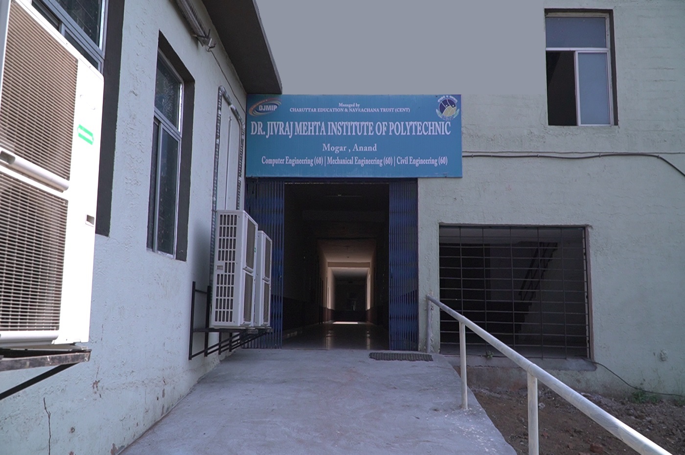 Campus 2